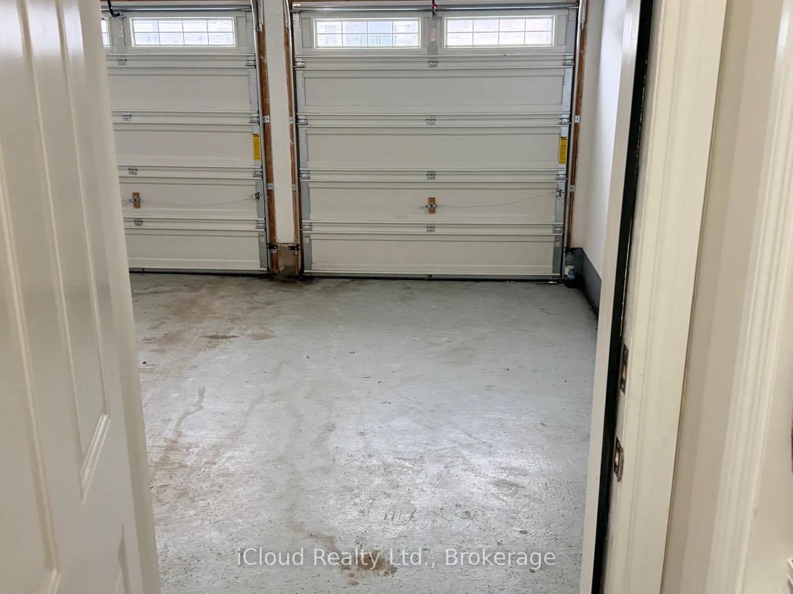 Photo 18 of Unit UPPER, 16 Provost Trail, Brampton, Bram West — HOMEH