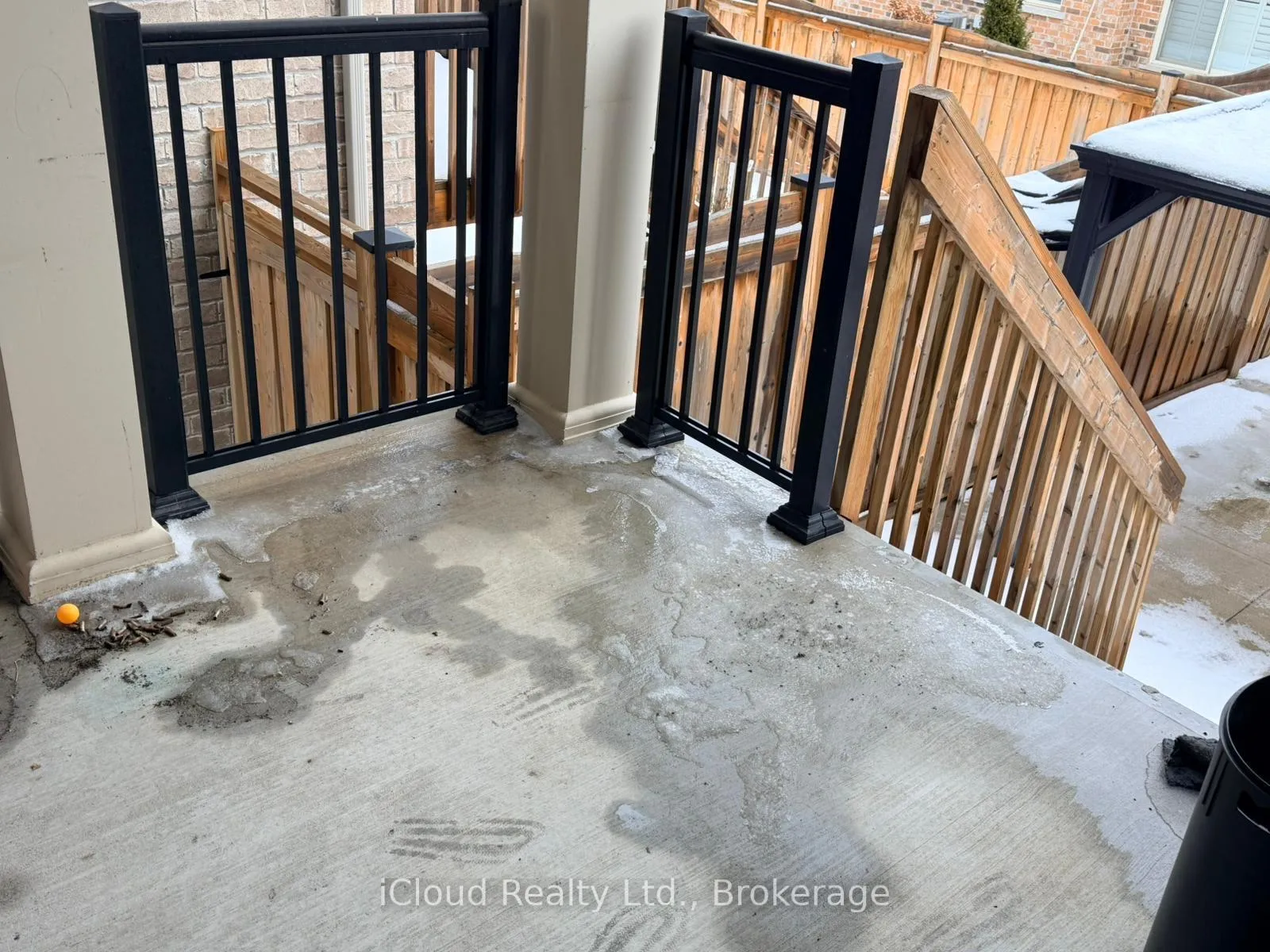 Photo 19 of Unit UPPER, 16 Provost Trail, Brampton, Bram West — HOMEH