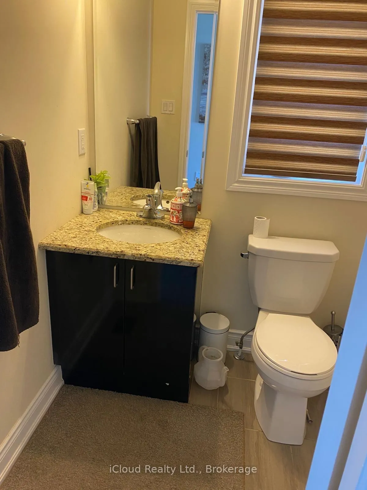 Photo 20 of Unit UPPER, 16 Provost Trail, Brampton, Bram West — HOMEH