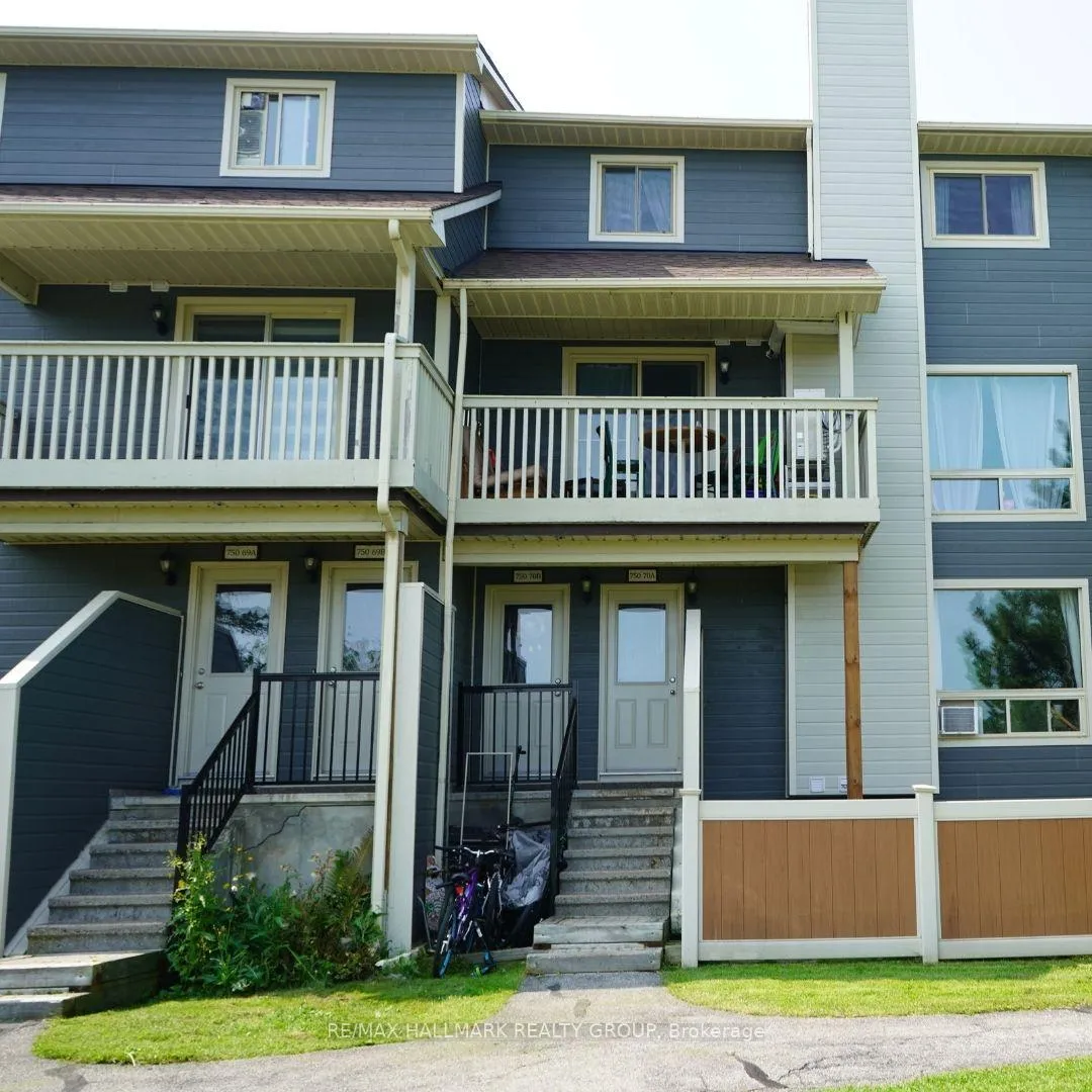 Photo 4 of Unit 70B, 750 St Andre Drive, Ottawa, Hiawatha Park/Convent Glen — HOMEH
