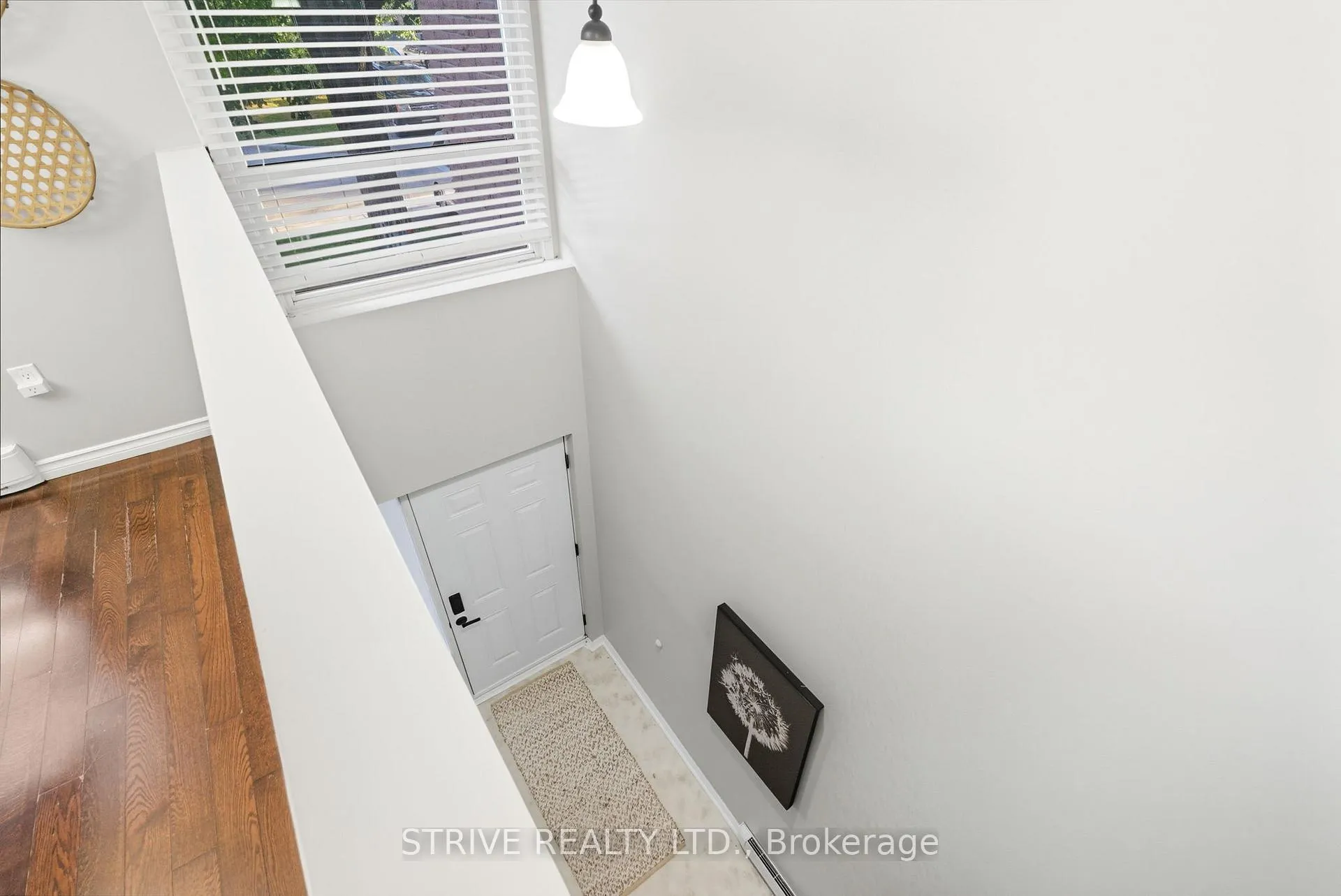 Photo 11 of 66 Park Lane Circle, Clarington, Bowmanville — HOMEH
