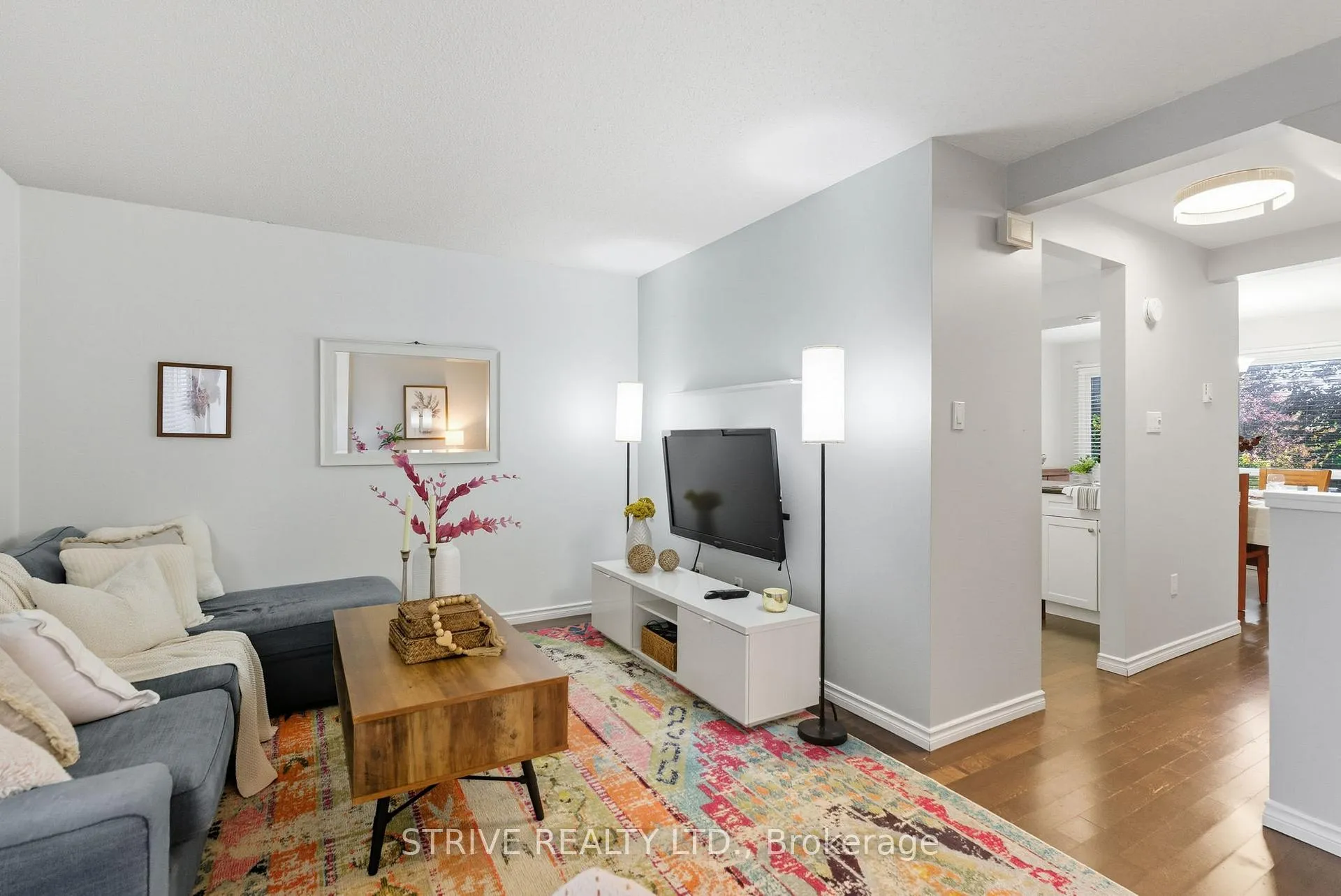 Photo 15 of 66 Park Lane Circle, Clarington, Bowmanville — HOMEH