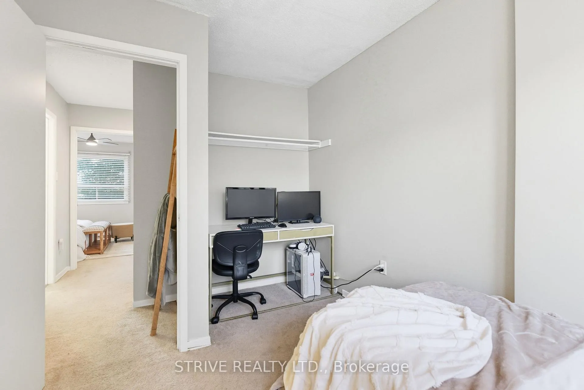 Photo 39 of 66 Park Lane Circle, Clarington, Bowmanville — HOMEH