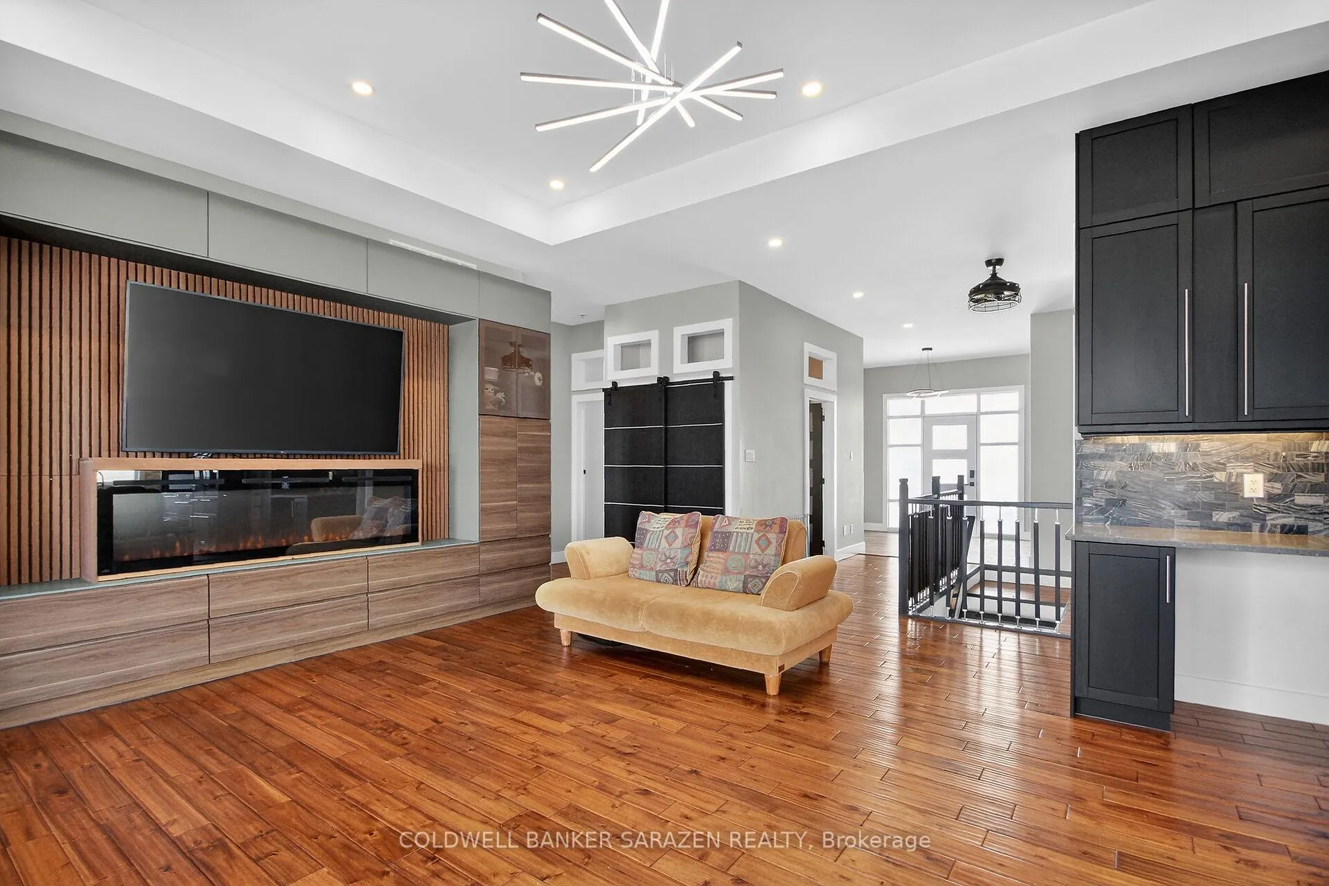 Photo 5 of 1617 Magic Morning Way, Ottawa, Greely — HOMEH