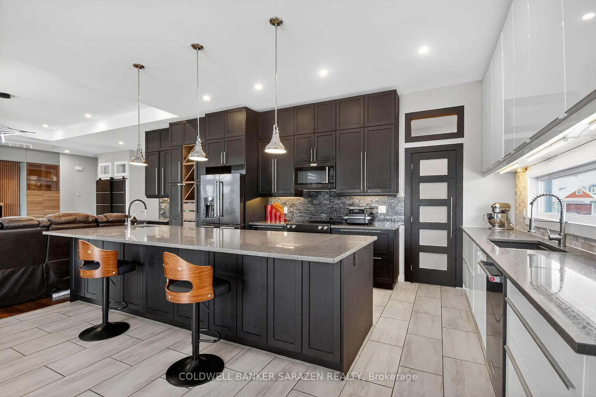 Photo 13 of 1617 Magic Morning Way, Ottawa, Greely — HOMEH