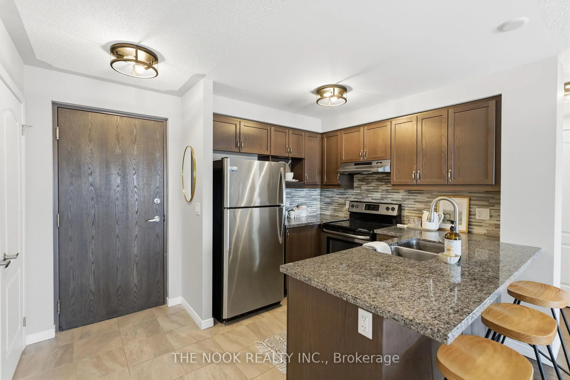 Photo 7 of Unit 301, 910 Wentworth Street, Peterborough, Otonabee Ward 1 — HOMEH