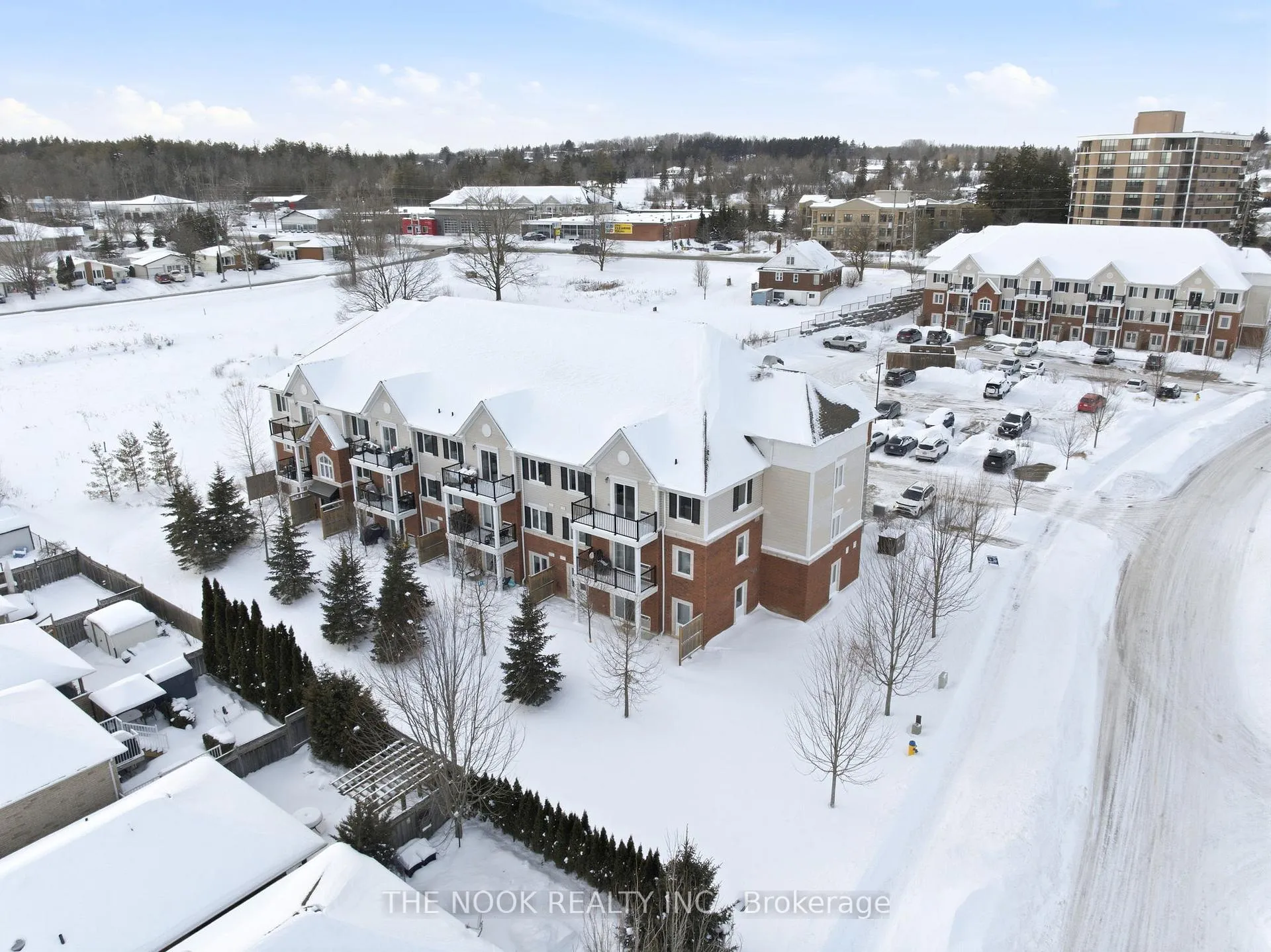 Photo 38 of Unit 301, 910 Wentworth Street, Peterborough, Otonabee Ward 1 — HOMEH
