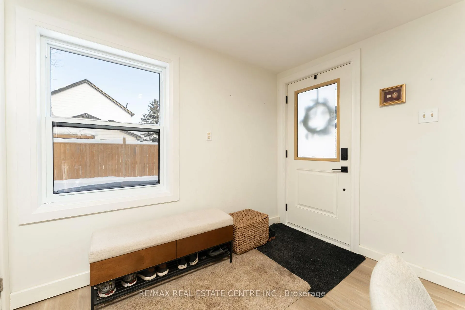 Photo 3 of 125 James Street S, Shelburne — HOMEH