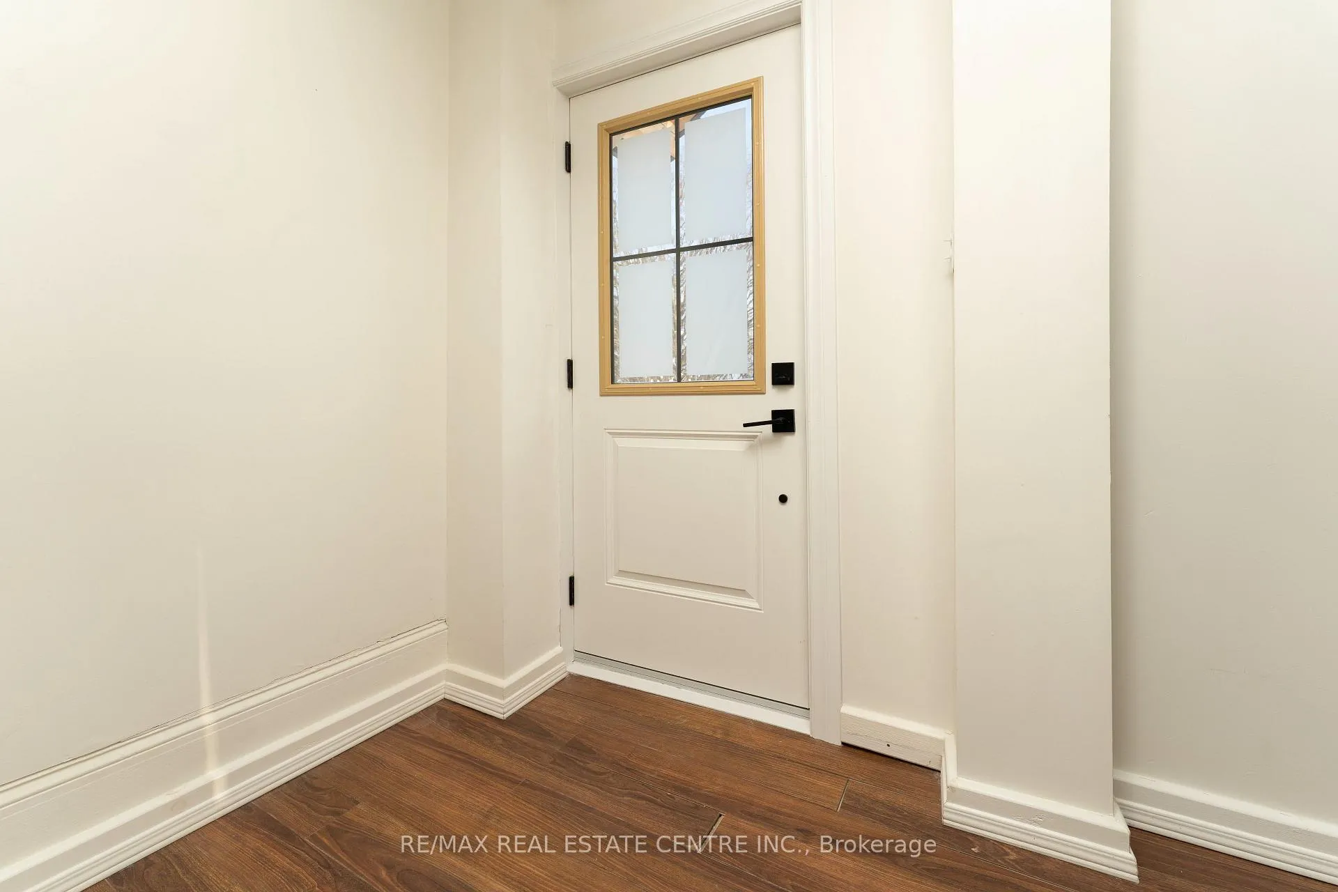 Photo 11 of 125 James Street S, Shelburne — HOMEH