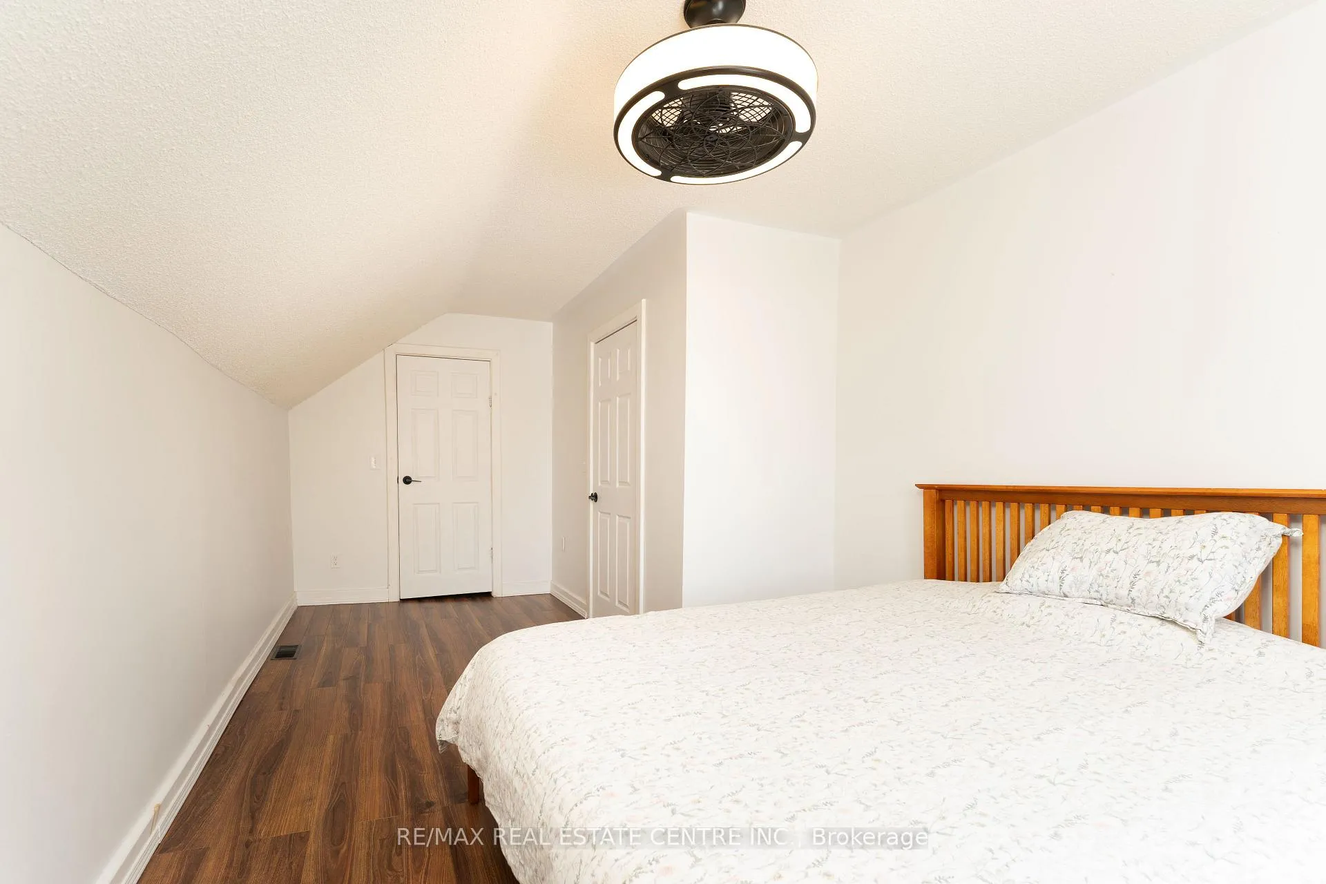 Photo 14 of 125 James Street S, Shelburne — HOMEH