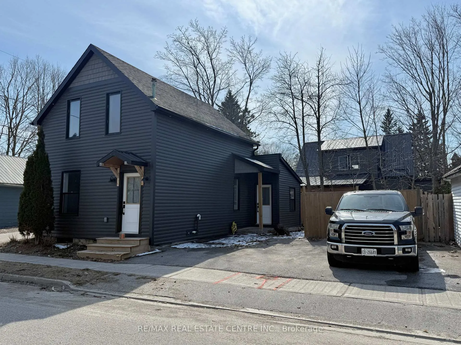 Photo 23 of 125 James Street S, Shelburne — HOMEH
