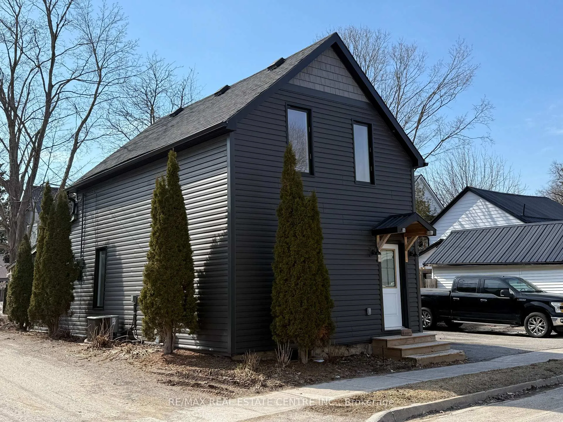 Photo 24 of 125 James Street S, Shelburne — HOMEH
