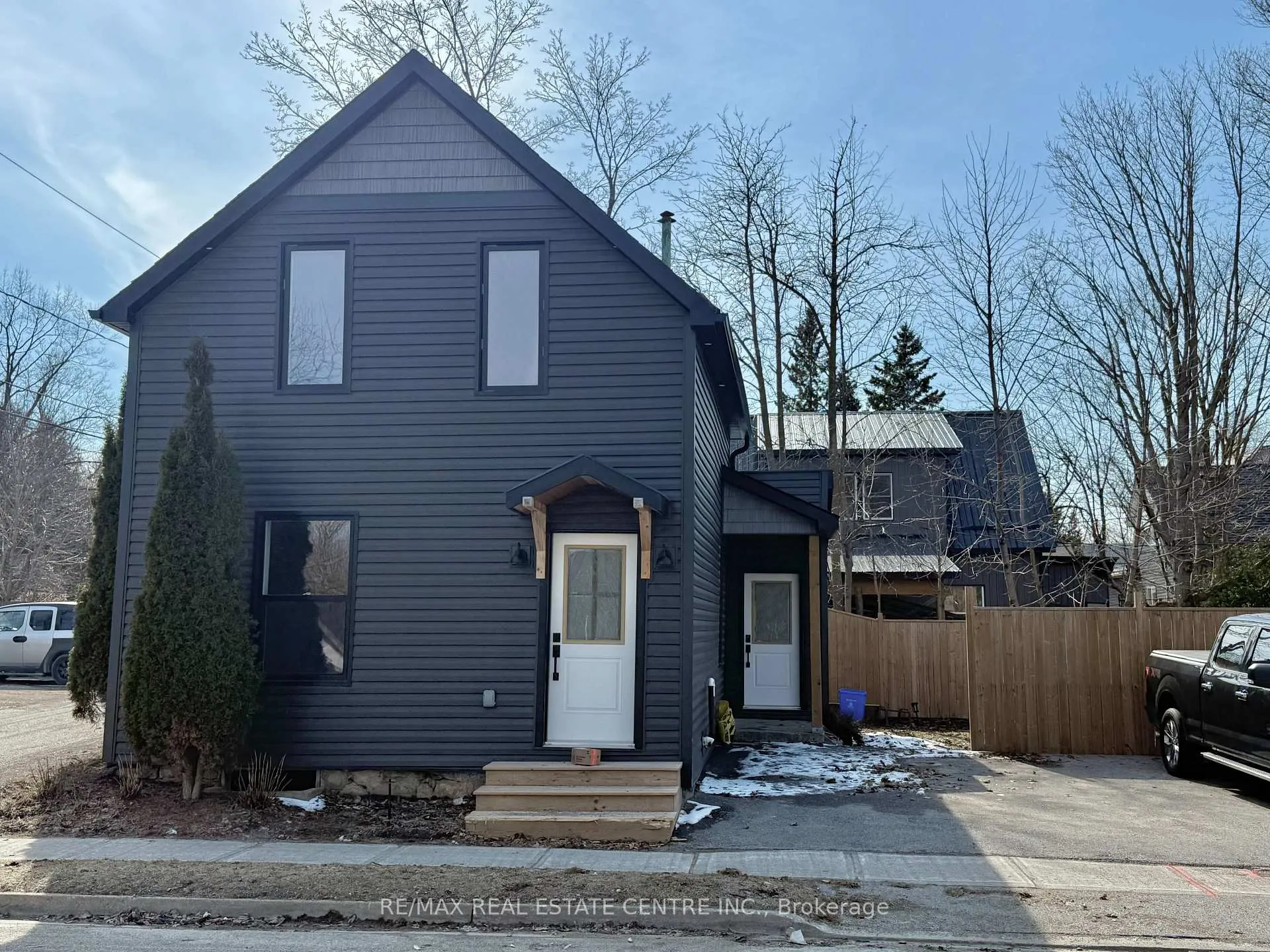 Photo 25 of 125 James Street S, Shelburne — HOMEH