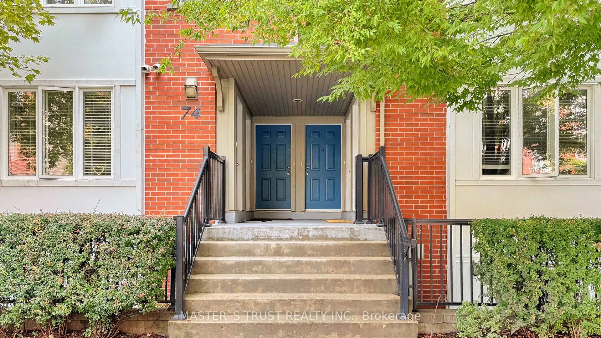 Photo 2 of Unit Unit 4, 74 Munro Street, Toronto, South Riverdale — HOMEH