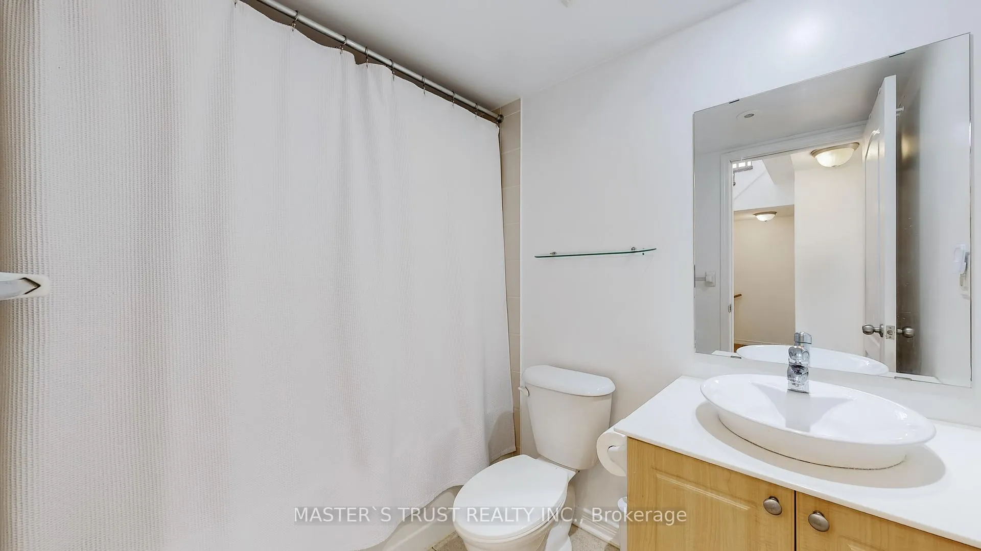 Photo 19 of Unit Unit 4, 74 Munro Street, Toronto, South Riverdale — HOMEH