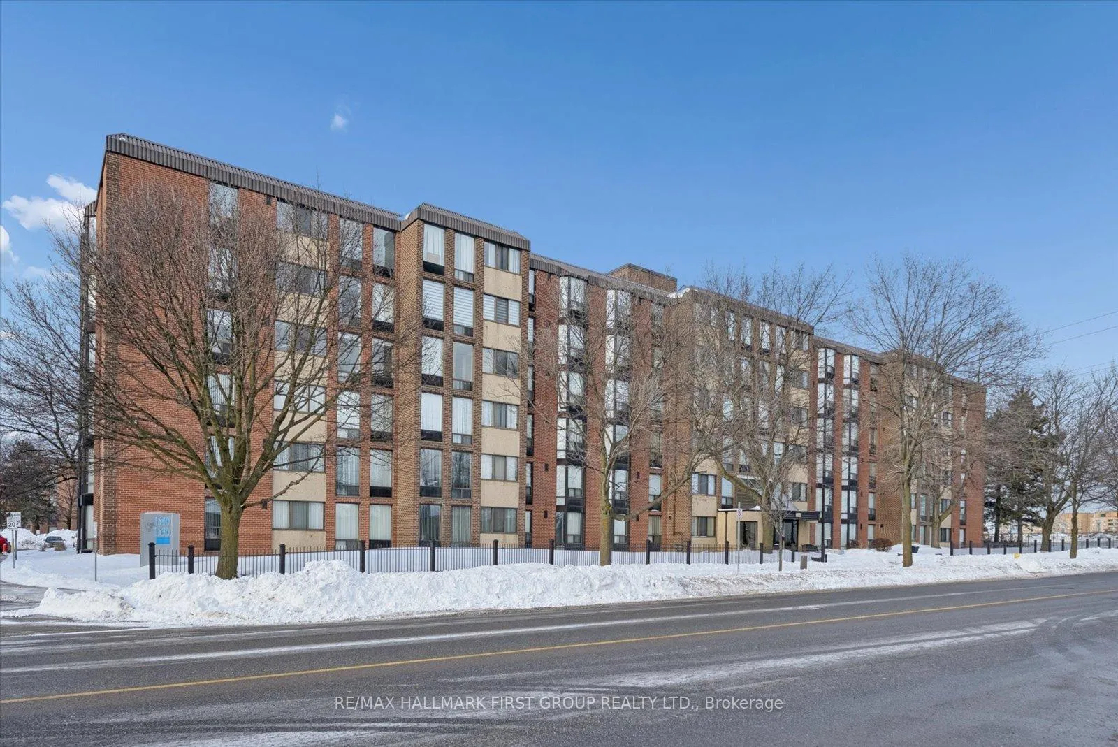 Photo 1 of Unit 303, 1540 Pickering Parkway, Pickering, Town Centre — HOMEH