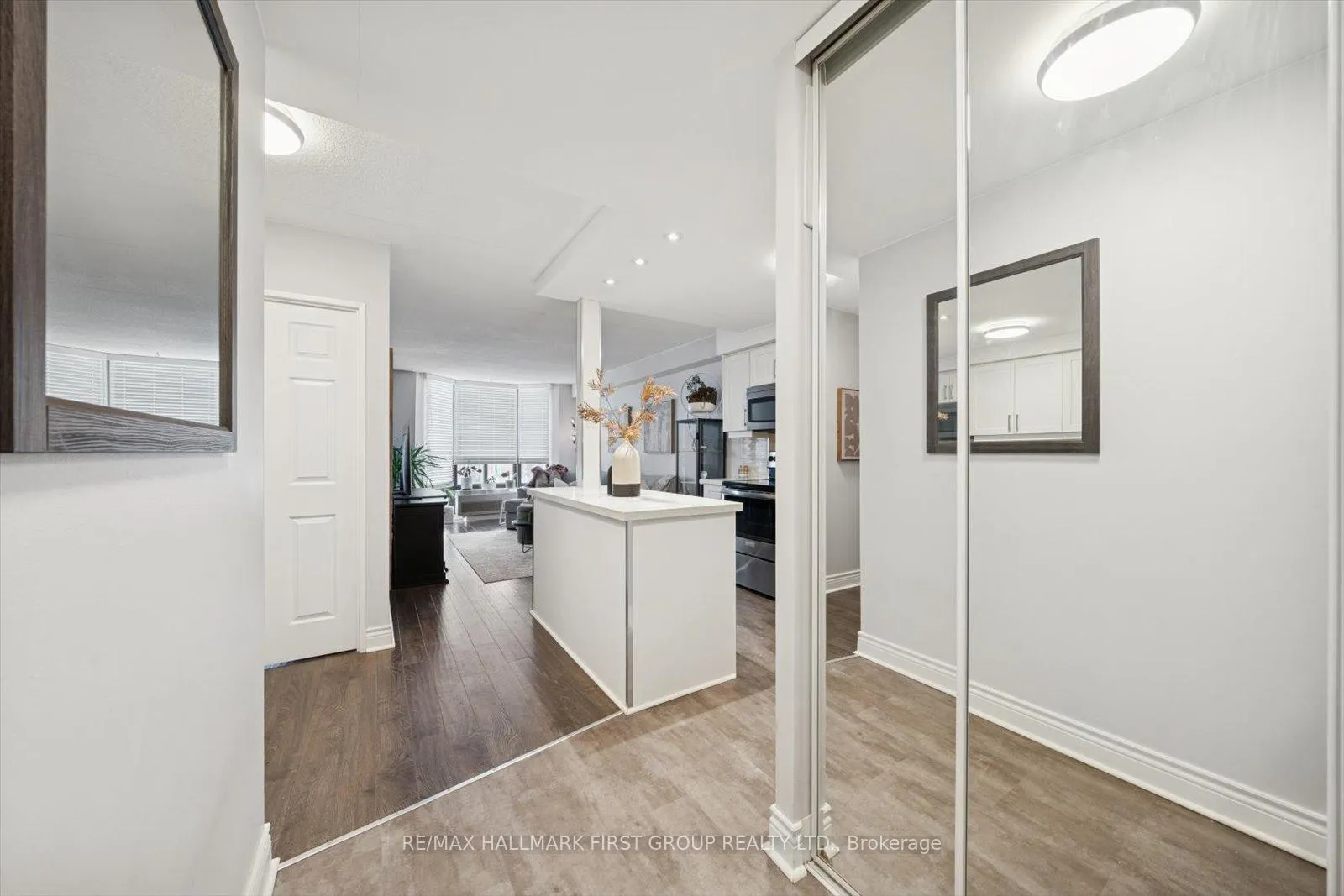 Photo 3 of Unit 303, 1540 Pickering Parkway, Pickering, Town Centre — HOMEH