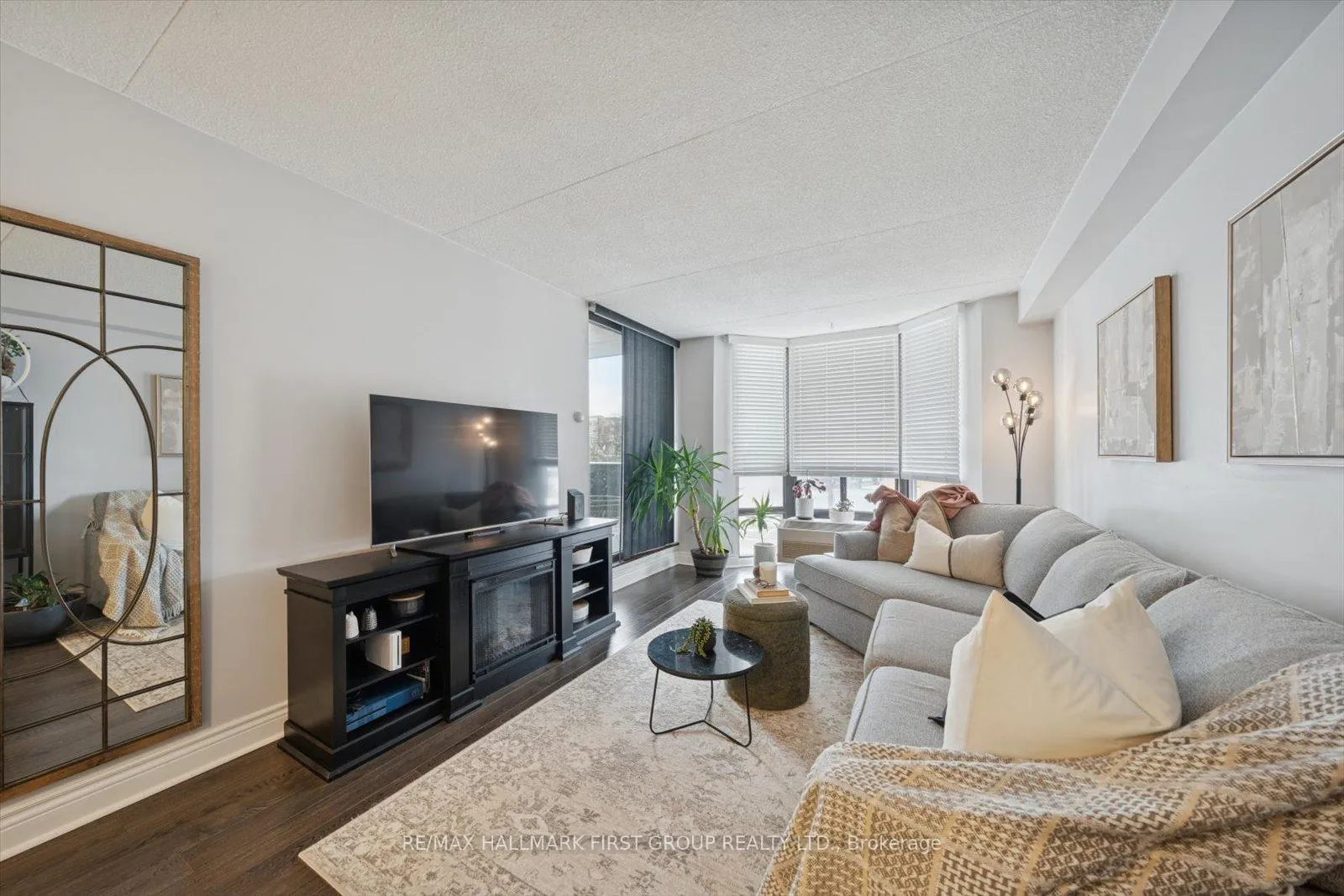 Photo 8 of Unit 303, 1540 Pickering Parkway, Pickering, Town Centre — HOMEH