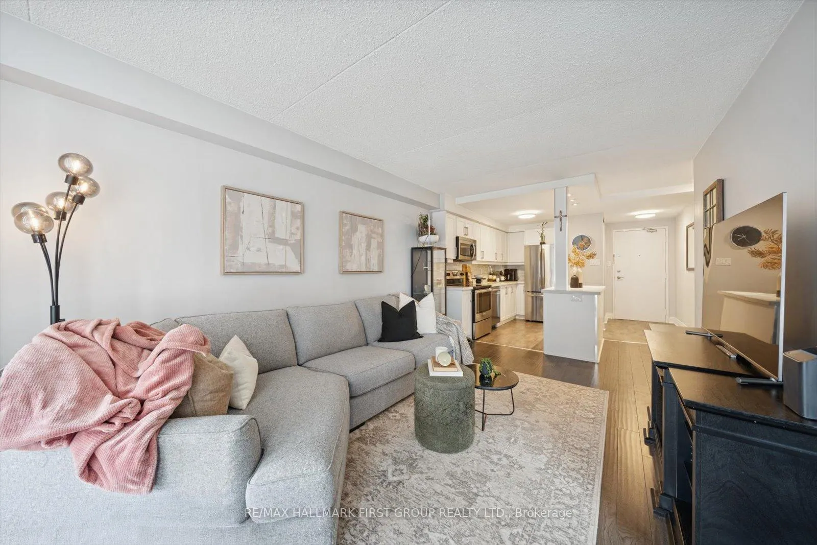 Photo 11 of Unit 303, 1540 Pickering Parkway, Pickering, Town Centre — HOMEH