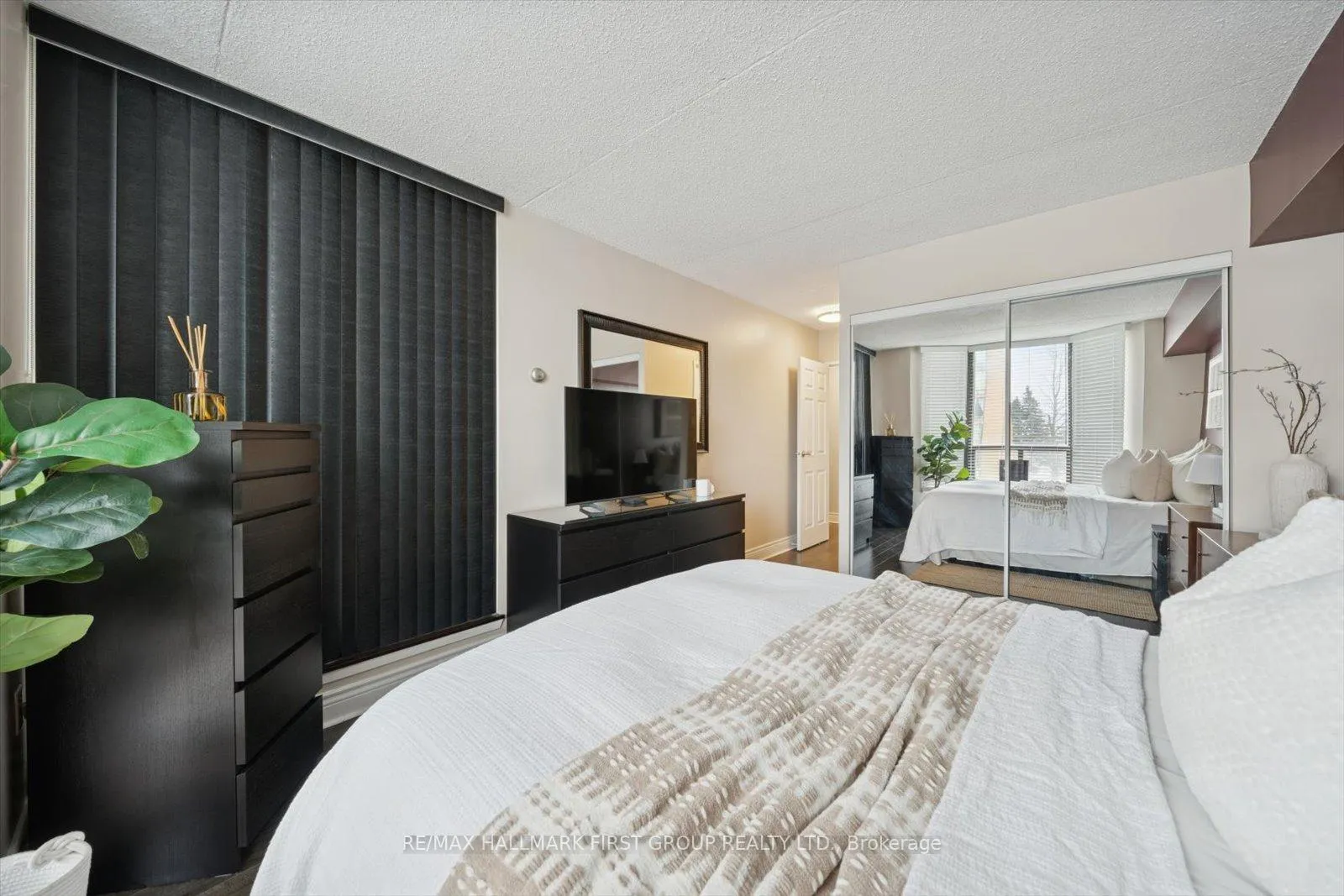 Photo 15 of Unit 303, 1540 Pickering Parkway, Pickering, Town Centre — HOMEH