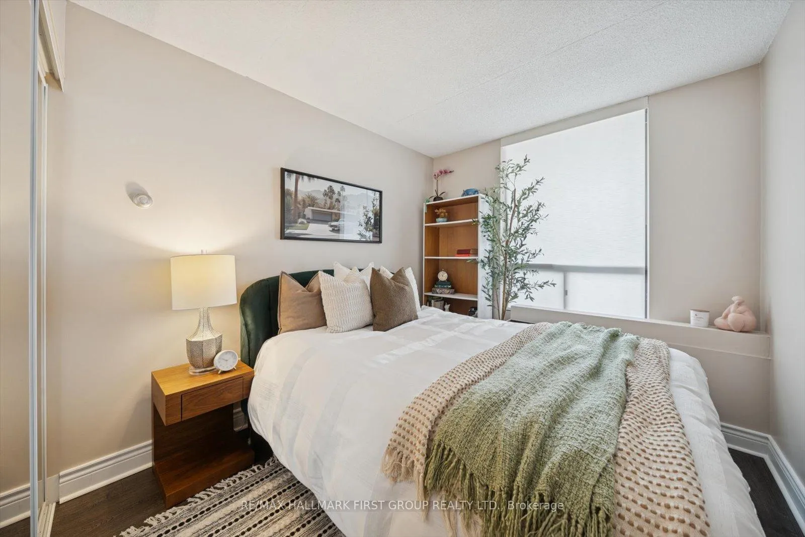 Photo 17 of Unit 303, 1540 Pickering Parkway, Pickering, Town Centre — HOMEH