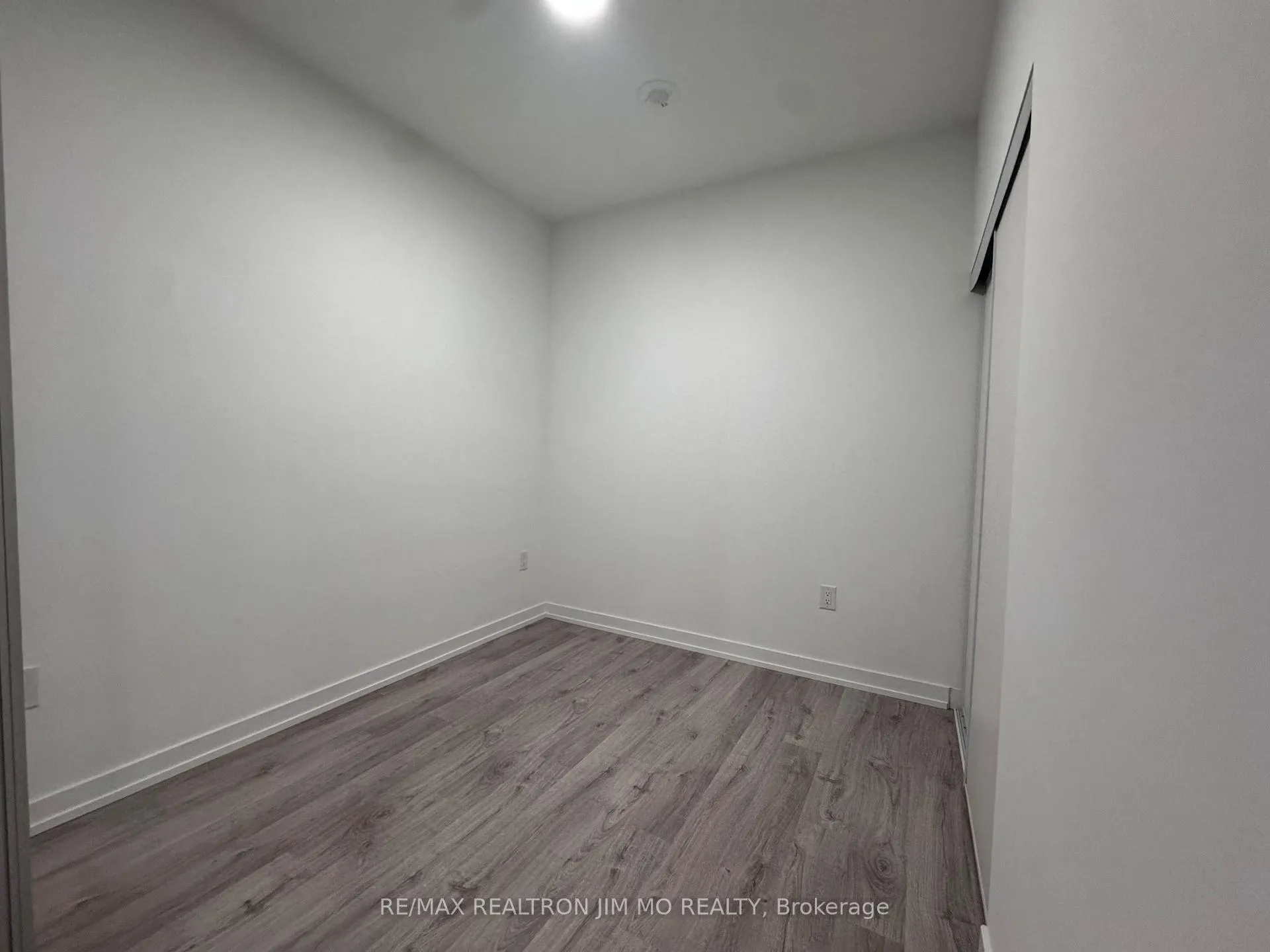 Photo 6 of Unit B-319, 9751 Markham Road, Markham, Greensborough — HOMEH