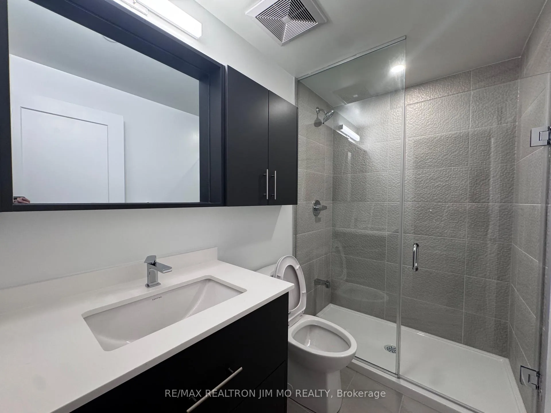 Photo 12 of Unit B-319, 9751 Markham Road, Markham, Greensborough — HOMEH