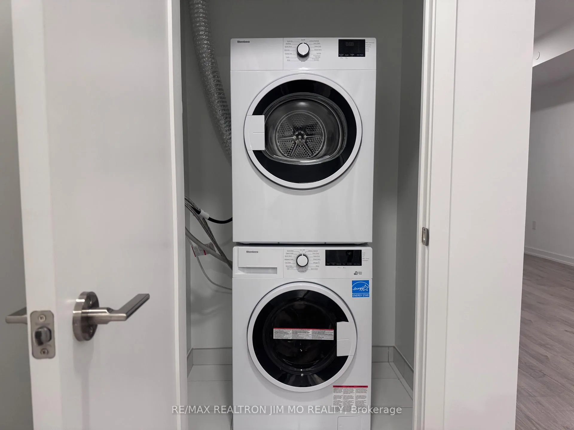 Photo 14 of Unit B-319, 9751 Markham Road, Markham, Greensborough — HOMEH
