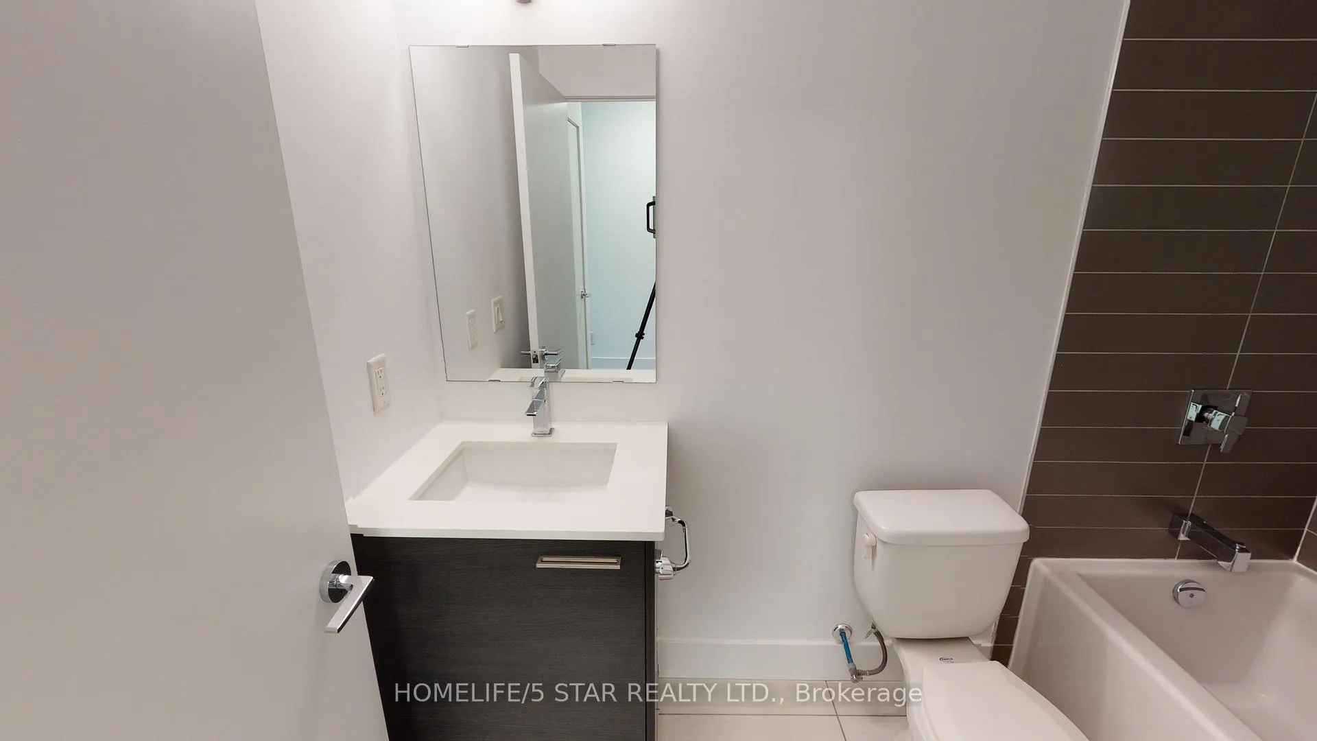 Photo 12 of Unit 416, 630 Queen Street E, Toronto, South Riverdale — HOMEH