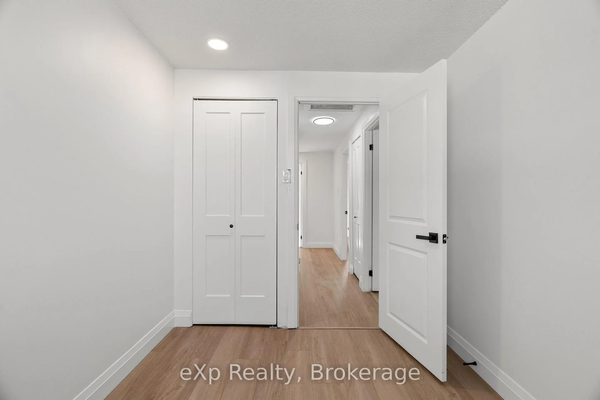 Photo 25 of Unit 38, 88 Avonwood Drive, Stratford — HOMEH
