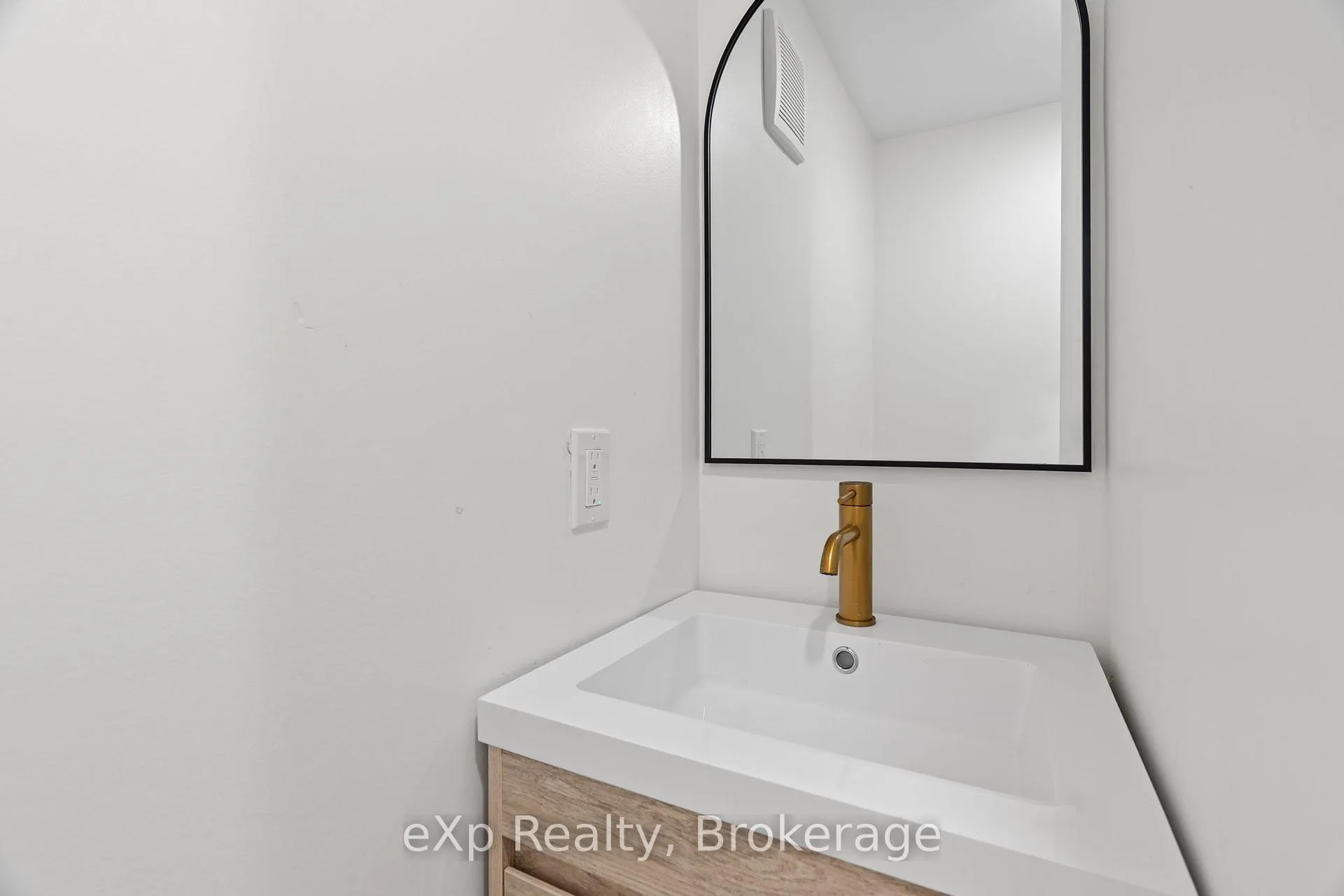 Photo 30 of Unit 38, 88 Avonwood Drive, Stratford — HOMEH