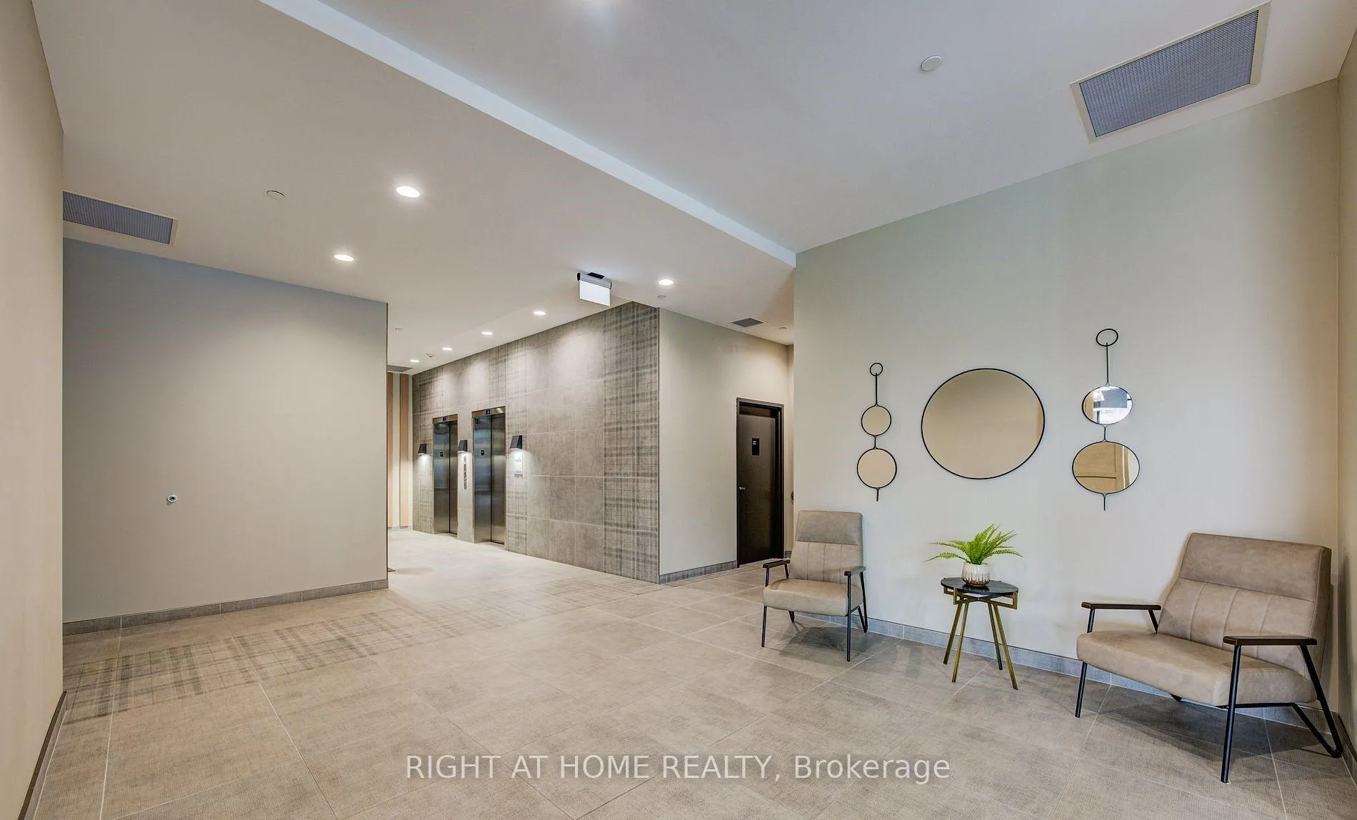 Photo 9 of Unit 2609, 108 Garment Street, Kitchener, City Commercial Core — HOMEH