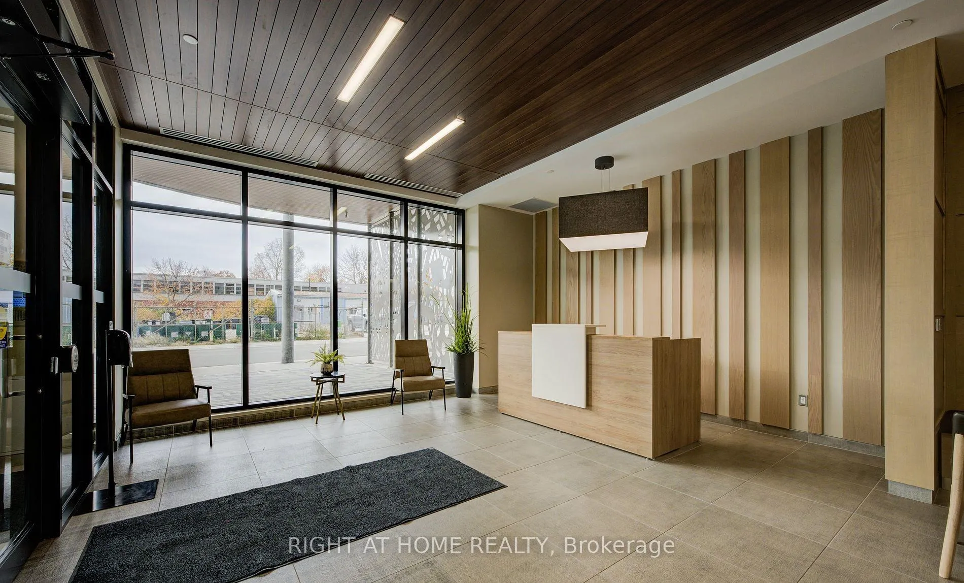 Photo 12 of Unit 2609, 108 Garment Street, Kitchener, City Commercial Core — HOMEH