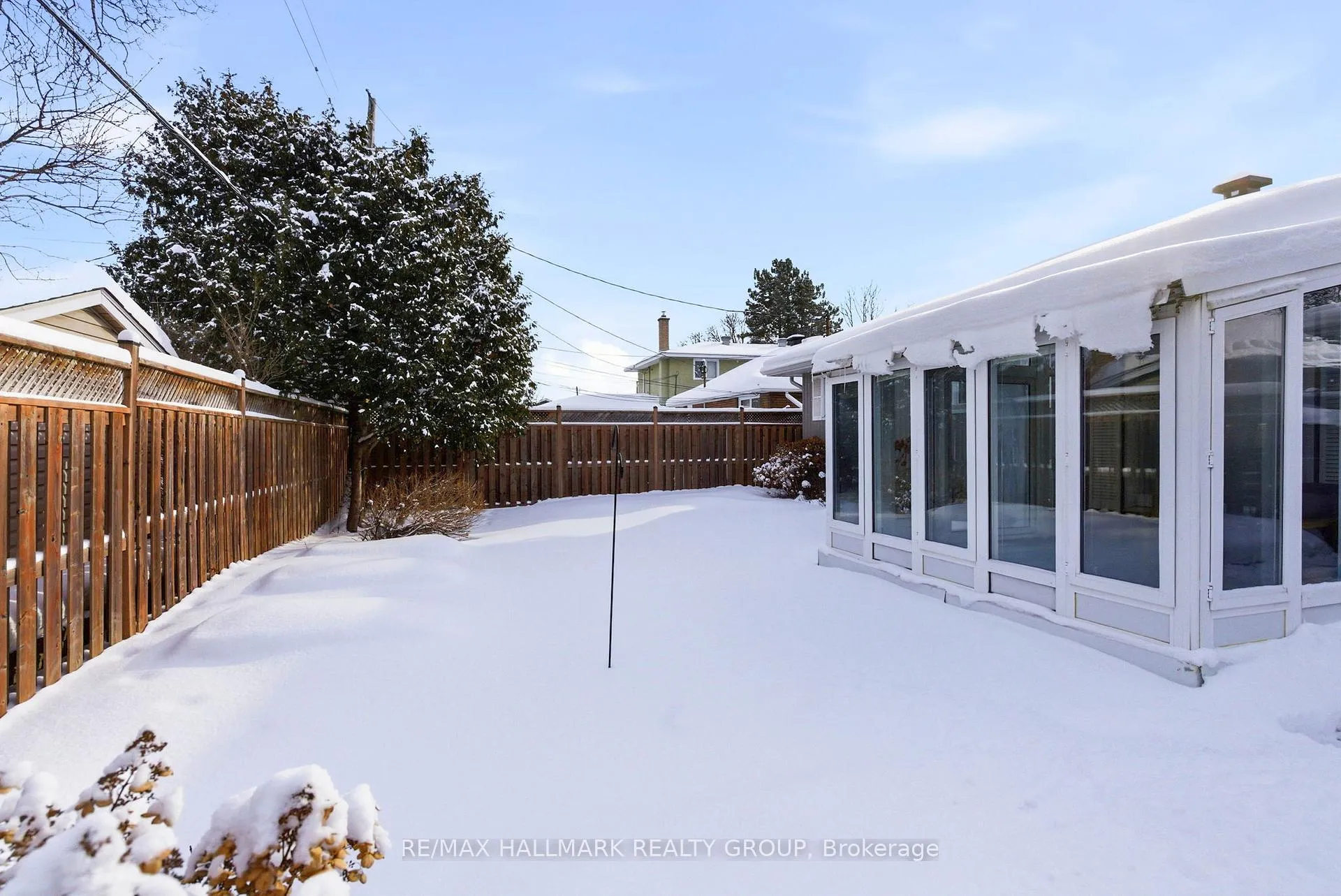 Photo 37 of 907 Innswood Drive, Ottawa, McKellar Heights/Glabar Park — HOMEH