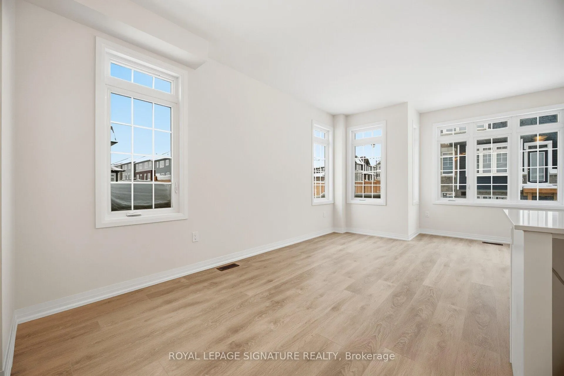 Photo 17 of 106 Sanders Road E, Erin — HOMEH