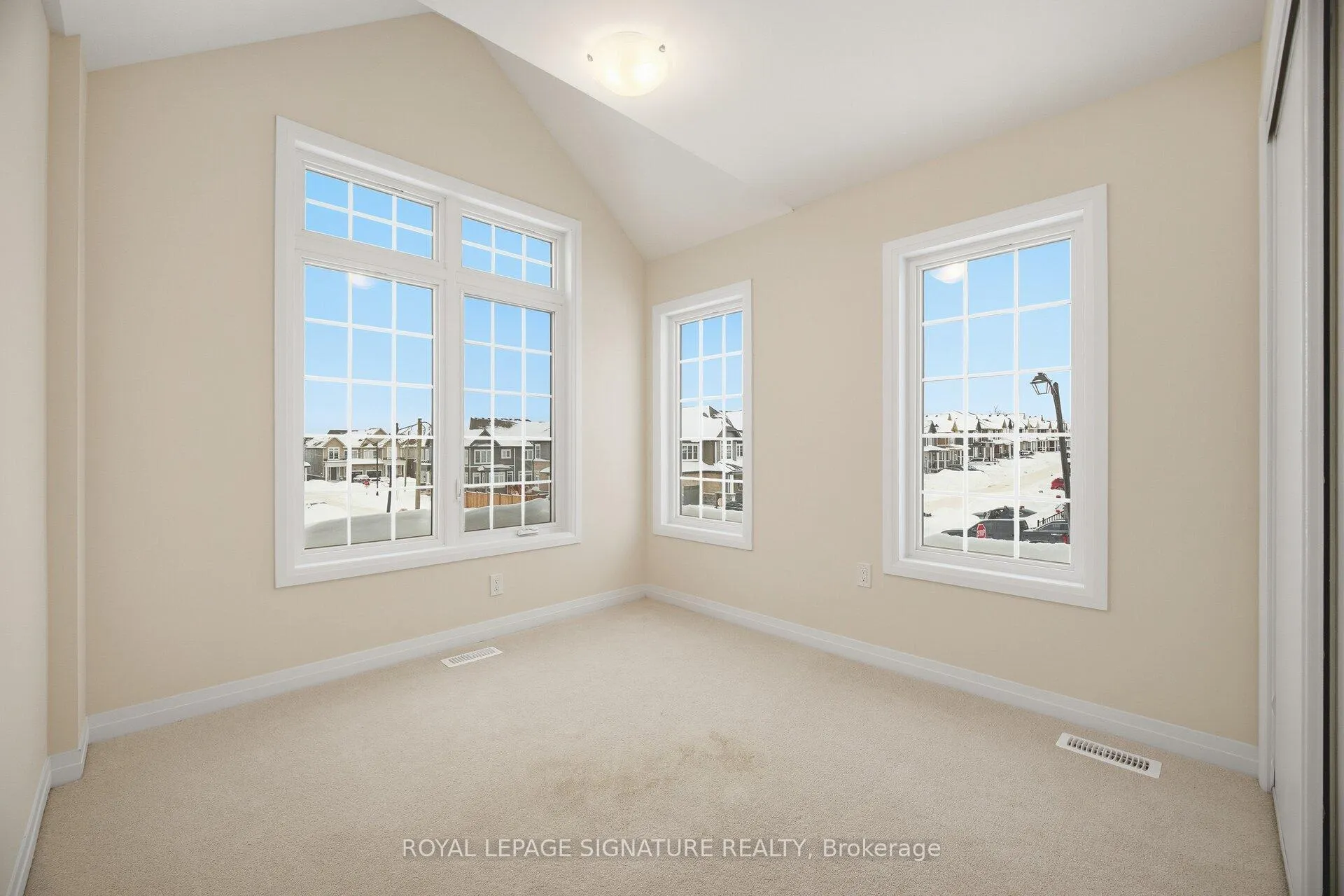 Photo 37 of 106 Sanders Road E, Erin — HOMEH