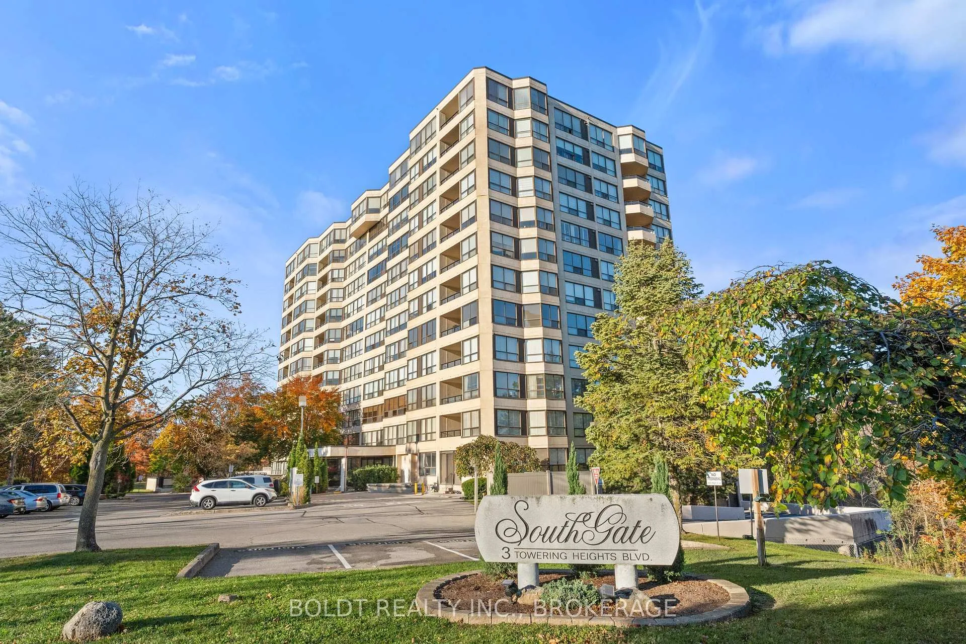 Photo 2 of Unit 1001, 3 Towering Heights Boulevard, St. Catharines, Glendale/Glenridge — HOMEH