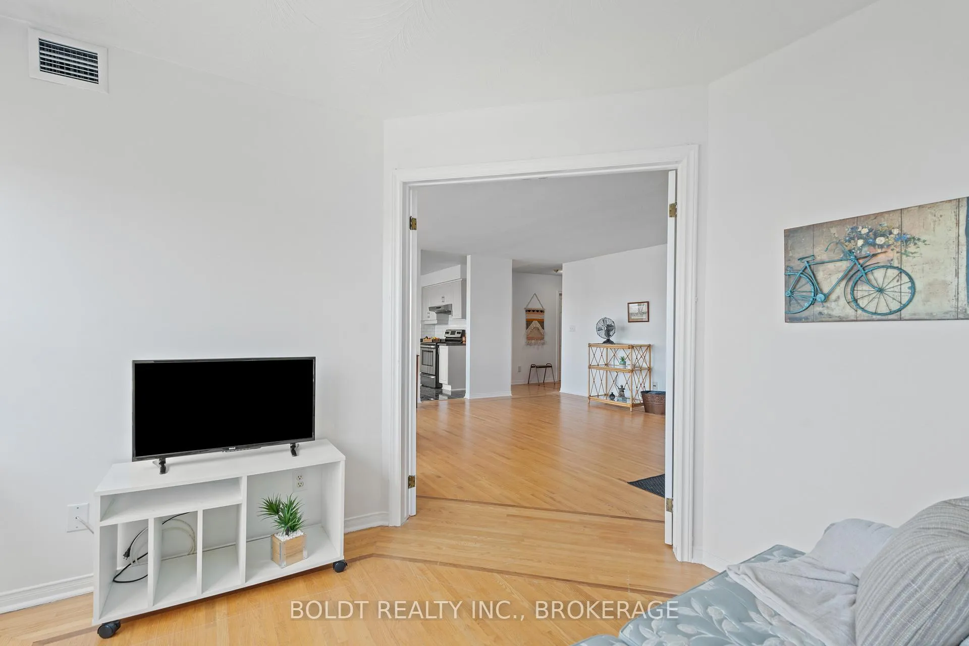 Photo 15 of Unit 1001, 3 Towering Heights Boulevard, St. Catharines, Glendale/Glenridge — HOMEH