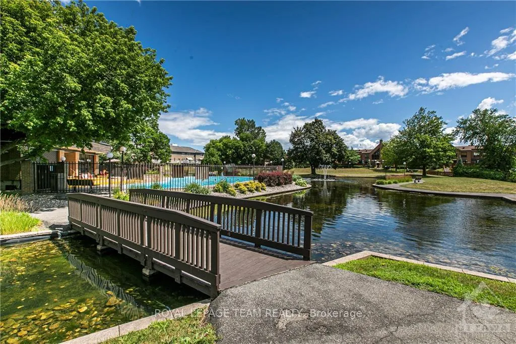 Photo 30 of Unit 200, 260 Brittany Drive, Ottawa, Viscount Alexander Park — HOMEH