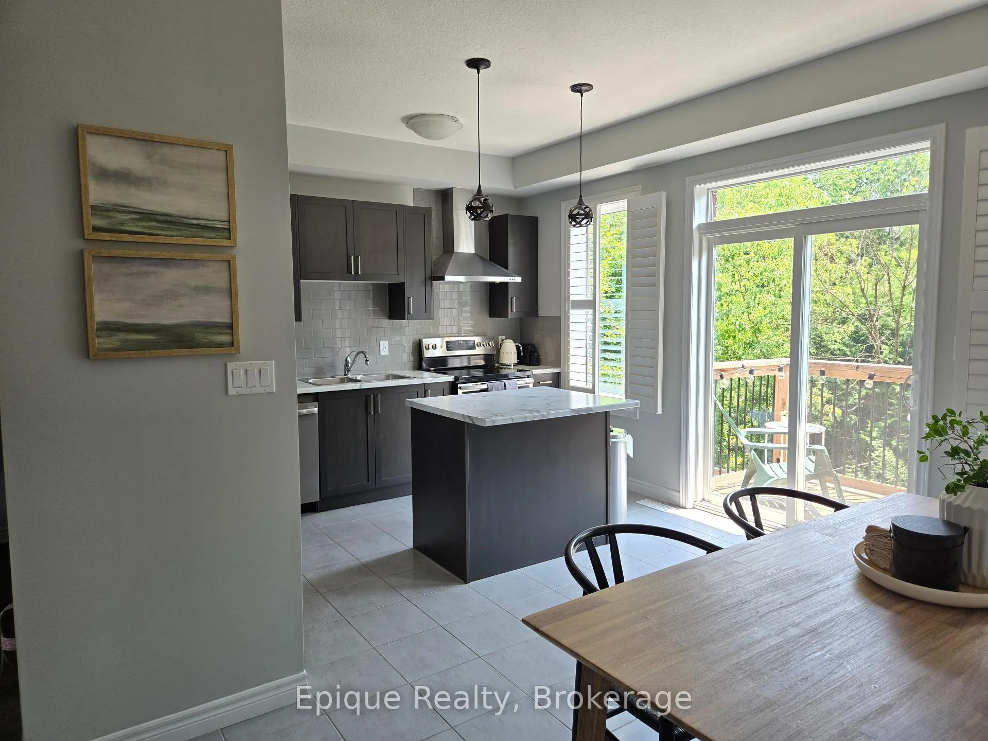 Photo 13 of Unit 45, 445 Ontario Street S, Milton, Timberlea — HOMEH