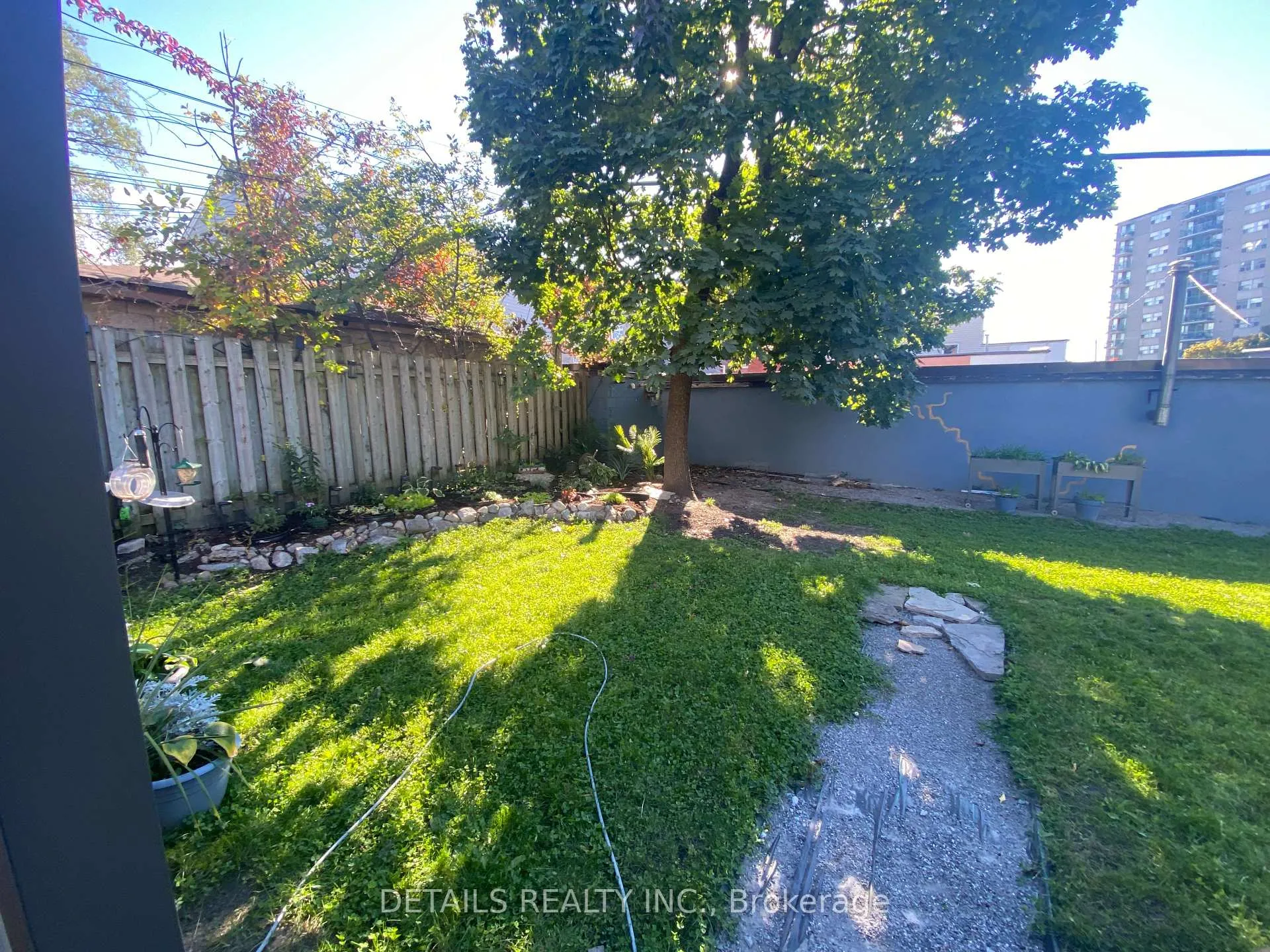 Photo 23 of 24 Irving Avenue, Ottawa, Hintonburg — HOMEH
