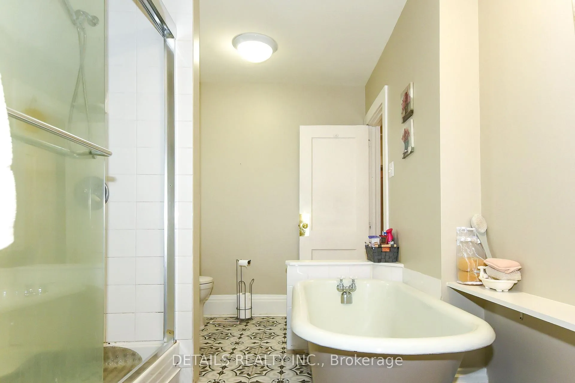 Photo 37 of 24 Irving Avenue, Ottawa, Hintonburg — HOMEH