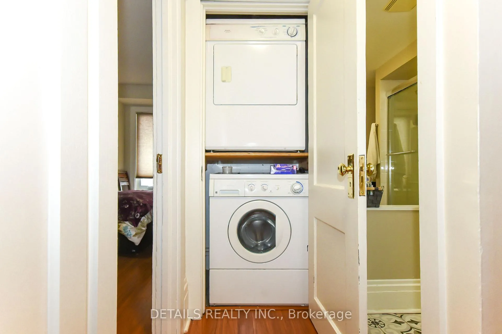 Photo 38 of 24 Irving Avenue, Ottawa, Hintonburg — HOMEH