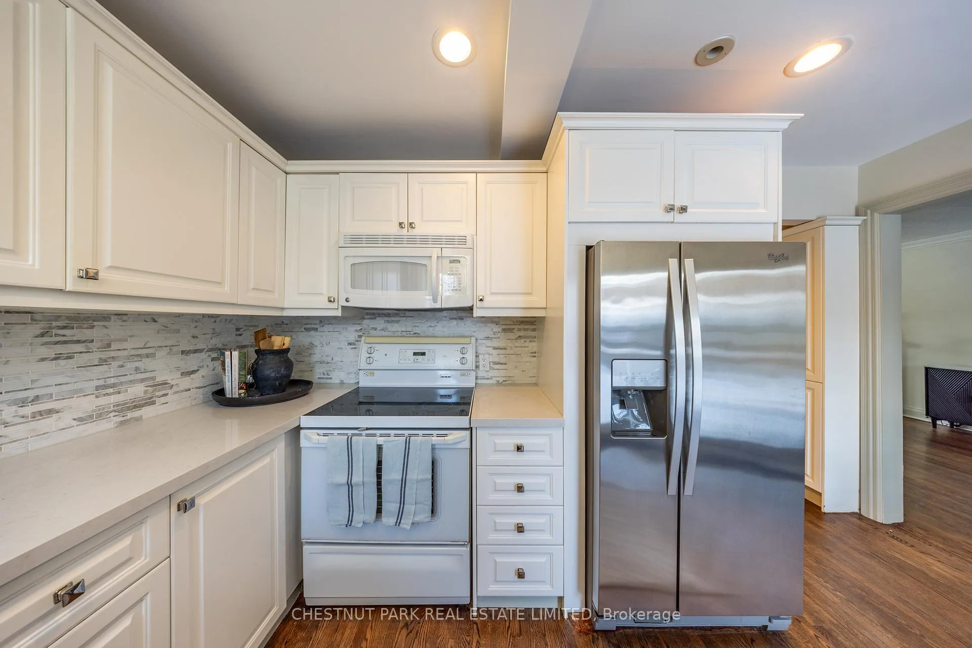 Photo 13 of 38 McRae Drive, Toronto, Leaside — HOMEH