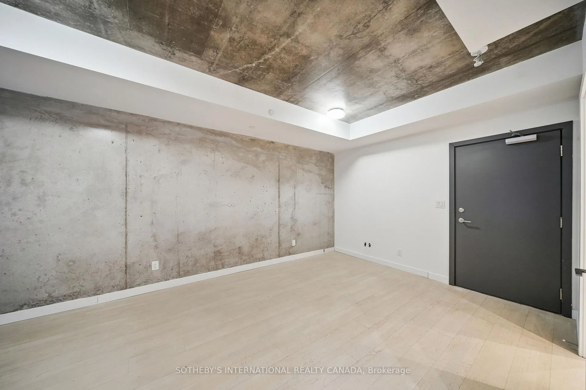 Photo 7 of Unit 204, 246 Logan Avenue, Toronto, South Riverdale — HOMEH