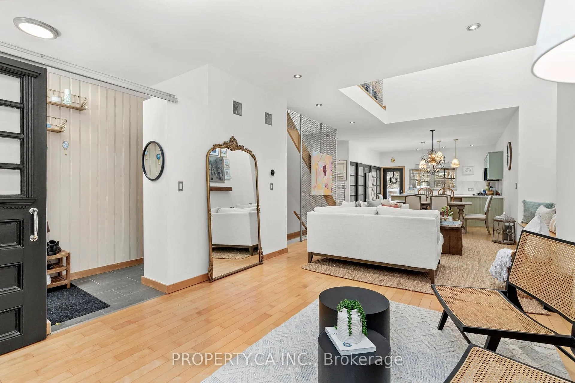 Photo 3 of 494 Kingston Road, Toronto, East End-Danforth — HOMEH