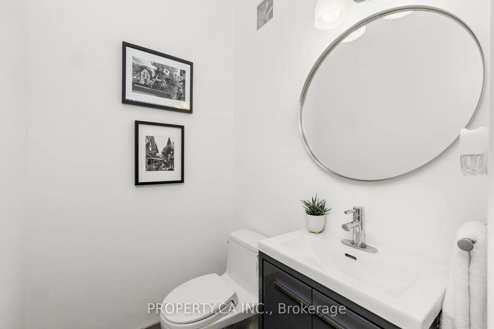 Photo 11 of 494 Kingston Road, Toronto, East End-Danforth — HOMEH