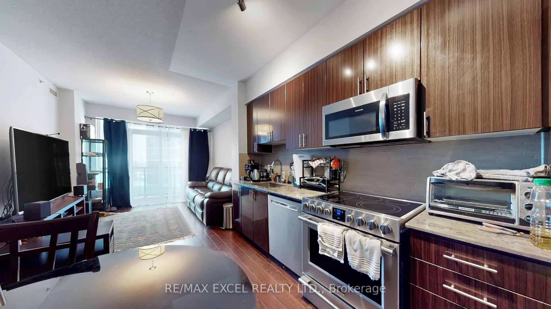 Photo 5 of Unit 732, 7161 Yonge Street, Markham, Grandview — HOMEH