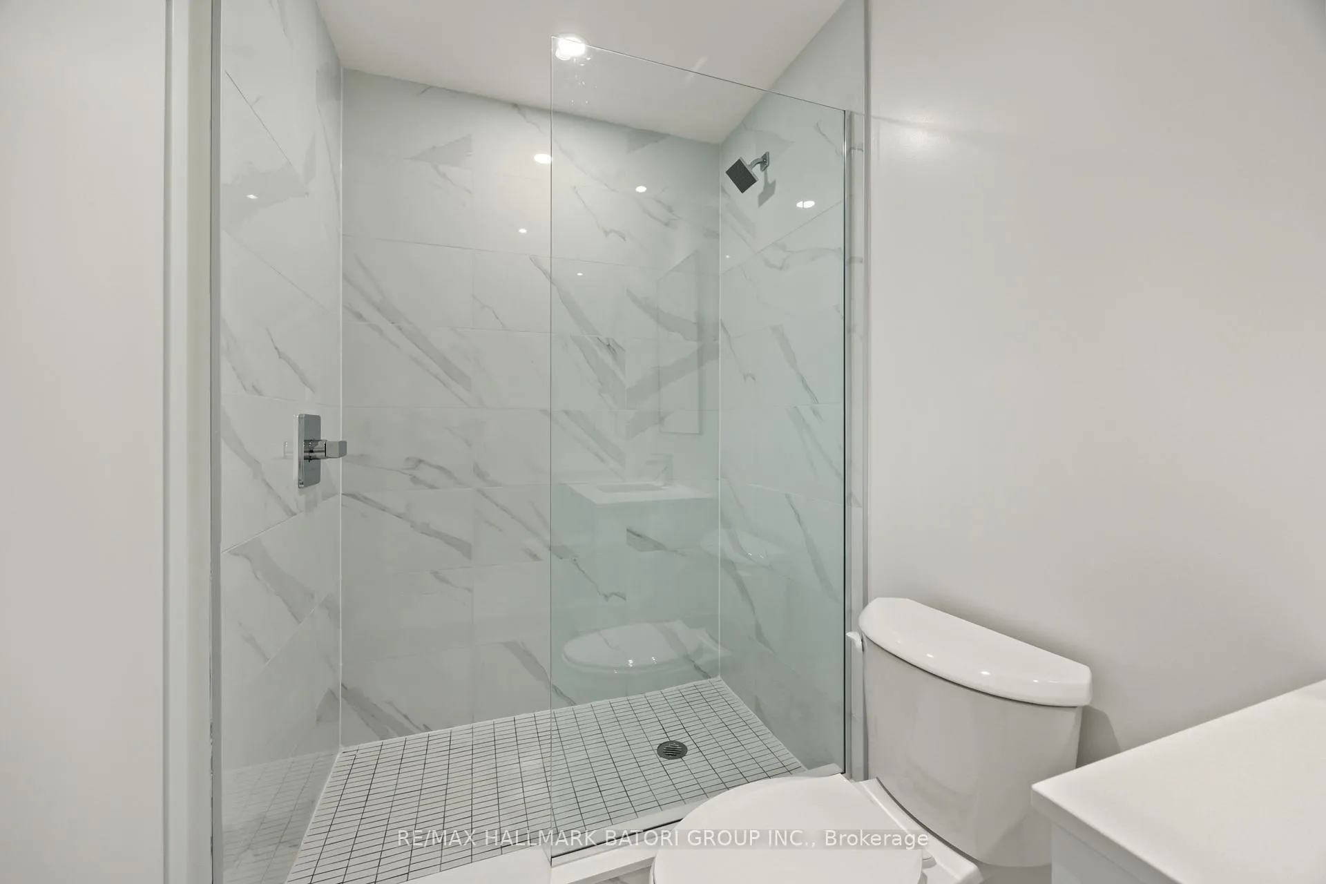 Photo 21 of Unit 405, 863 St. Clair Avenue W, Toronto, Wychwood — HOMEH