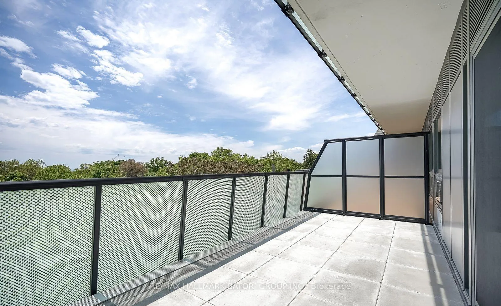 Photo 23 of Unit 405, 863 St. Clair Avenue W, Toronto, Wychwood — HOMEH